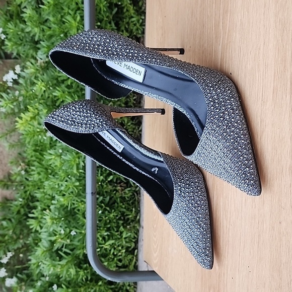 Steve Madden Proper Sequin Studded Gunmetal Silver Heel Size 9 NWOT - Picture 1 of 12